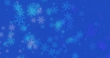 Kar taneleri olan bir Noel arkaplanı - mavi zemine düşen kar