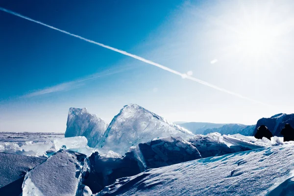 Derreter Fendas Gelo Fundo Inverno Ártico Gelo Inverno Longo Costa — Fotografia de Stock