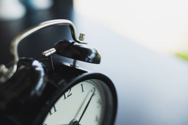 Yakın çekim Vintage siyah çalar saat parçaları