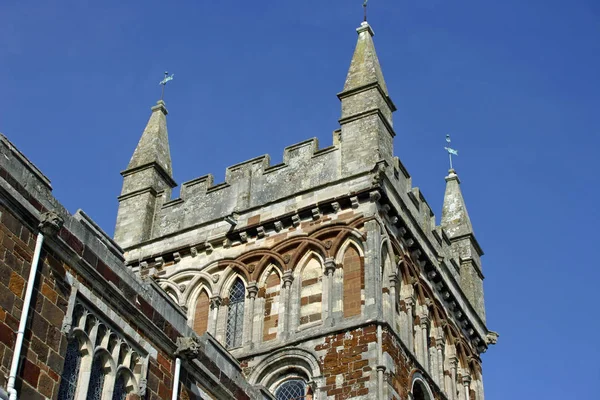 Wimborne Minster Πύργος Στο Ντόρσετ Της Αγγλίας Δείχνει Τους Πολλούς — Φωτογραφία Αρχείου