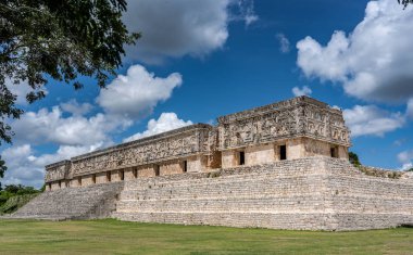 Ünlü Maya tapınak Uxmal, Yucatan, Meksika için, 