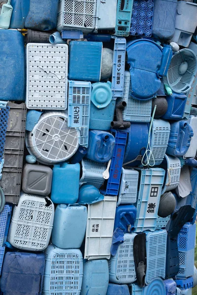 Una Gran Cantidad Residuos Plásticos Que Consisten Principalmente Botellas Plástico — Foto de Stock
