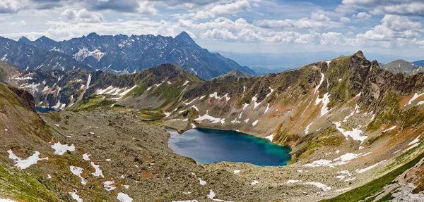Panoramik dağ manzarası, Tatra Milli Parkı, Polonya. Yüksek Tatras, Karpat Dağları