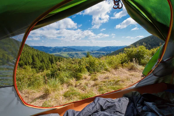 Vue Intérieur Une Tente Sur Beau Paysage Mauntain Montagnes Des Images De Stock Libres De Droits