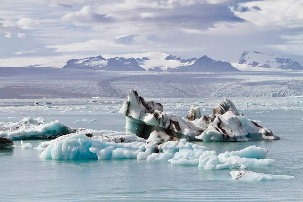 手配氷河湖 アイスランドの氷山 — ストック写真