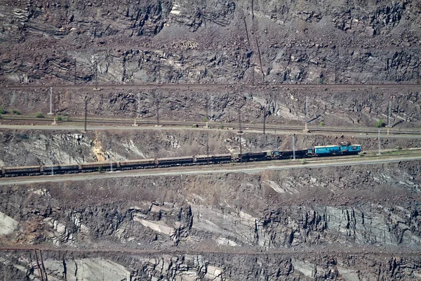 Tren Mercancías Mina Cielo Abierto Mineral Hierro Krivoy Rog Ucrania — Foto de Stock