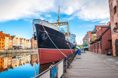 Gdansk old town adlı şaşırtıcı gündoğumu. Gdansk. Polonya