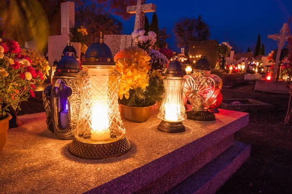 Velas Colores Cementerio Día Todos Los Santos Polonia — Foto de Stock