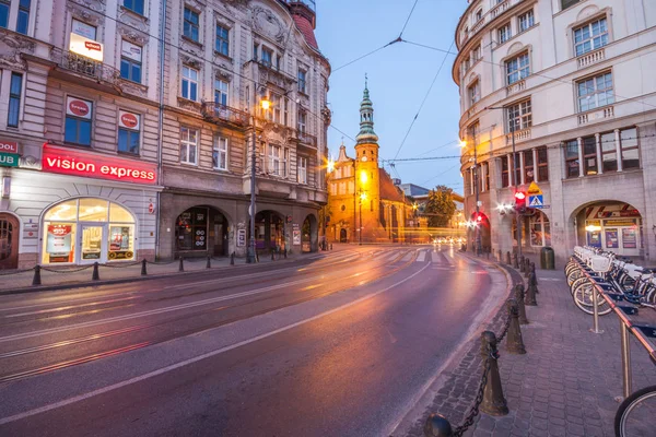 波兰比得哥什 2017年8月1日 晚上比得哥什市建筑一览 — 图库照片