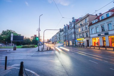 Bydgoszcz, Polonya - 1 Ağustos 2017: Bydgoszcz şehrin sokaklarında görünüm 