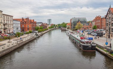 Bydgoszcz, Polonya, 2 Mayıs 2018: şehir ve Brda nehir Bydgoszcz eski görüntülemek