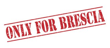 Sadece beyaz zemin üzerine izole brescia kırmızı kaşe