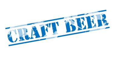 Beyaz arka plan üzerinde izole zanaat bira mavi pul