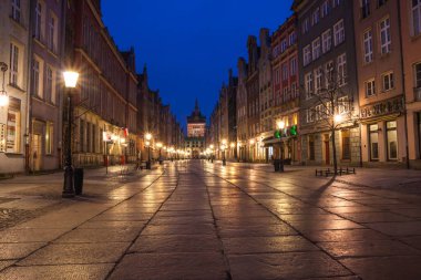 Poznan, Polonya, 30 Temmuz 2018: İnsanlar Poznan eski meydanında