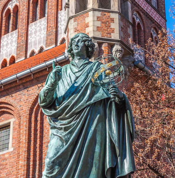Famosa Estátua Astrônomo Nicolau Copérnico Mikolaj Kopernik Torun Polónia — Fotografia de Stock