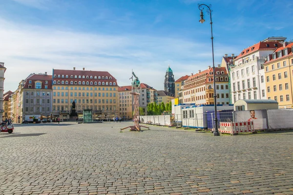 Poznan, Polonya, 30 Temmuz 2018: İnsanlar Poznan eski meydanında
