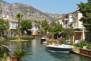 Gocek, Mugla ilinin Fethiye ilçesine bağlı bir köydür..