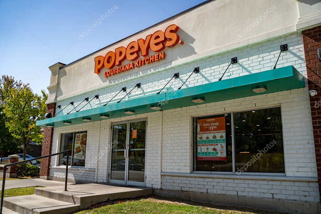 View of Popeyes Louisiana Kitchen restaurant exterior. Windsor, Canada - September 11, 2025