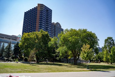 Windsor 'daki Dieppe Gardens manzarası. Windsor, Kanada - 11 Eylül 2025