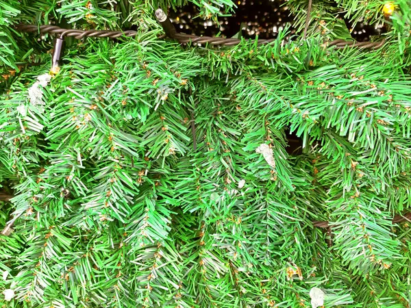 Árbol Navidad Decorativo Verde Artificial Cerca — Foto de Stock