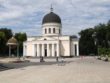 Chisinau, Moldova - 14 Temmuz 2019. Şehir merkezinde bulunan Katedral Ortodoks kilisesi