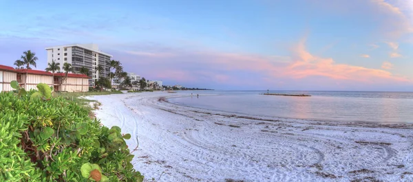 Lowdermilk Strand Solnedgång Över Pulver Vit Sand Naples Florida — Stockfoto