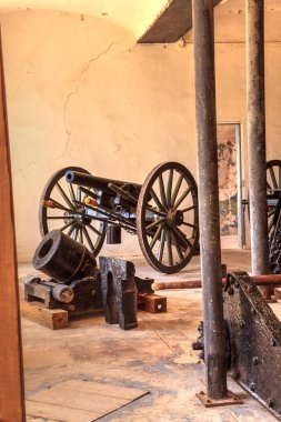 Fort Zachary Taylor Key West, Florida, 1845'te inşa edilmiş ve Dünya Savaşı ve ikinci Dünya Savaşı insanlı yapıldı..