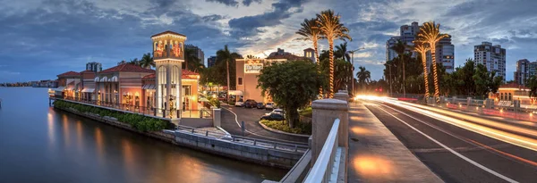 Nápoles Florida Noviembre 2018 Luces Navidad Brillan Atardecer Sobre Las — Foto de Stock