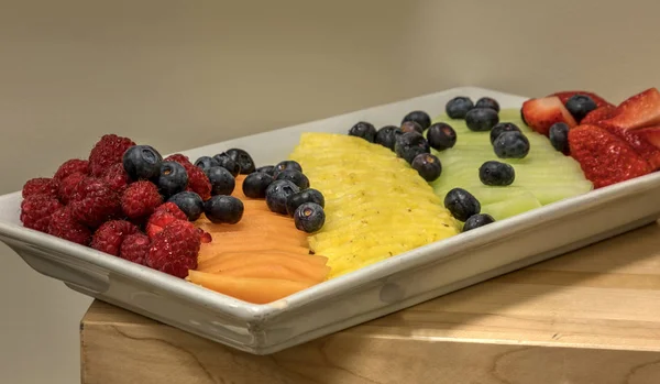 Fruit Platter Including Raspberries Pineapple Blueberries Cantaloupe Honeydew Melon Strawberries — Stock Photo, Image