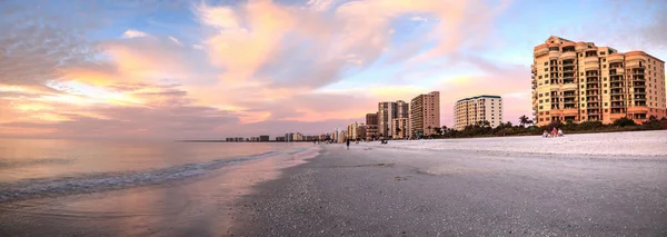 Růžové Zlaté Slunce Nebe Nad Jižní Marco Island Beach Floridě — Stock fotografie