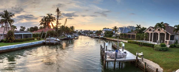 Voie navigable menant à la côte du Golfe de l'île Marco , — Photo