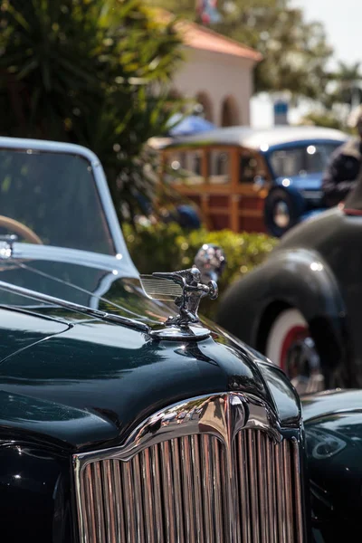 Black 1940 Packard at the 32nd Annual Naples Depot Classic Car S — Stock Photo, Image