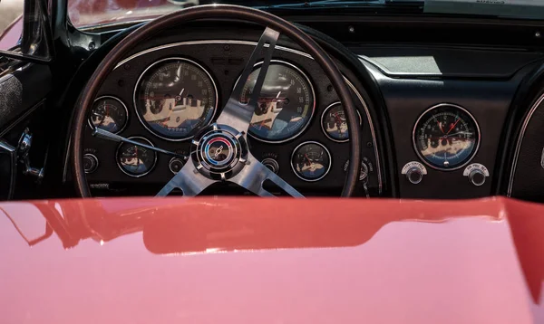 Red 1966 Chevrolet Corvette Convertible Coupe at the 32nd Annual — Stock Photo, Image