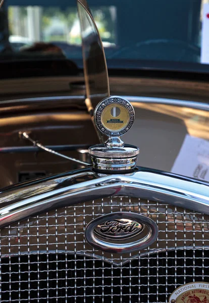 Tan 1931 Ford Model A Deluxe Tudor Sedan at the 32nd Annual Napl — Stock Photo, Image