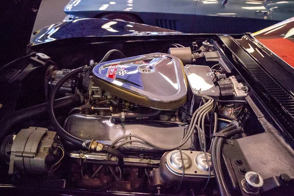 Zwart 1968 Chevrolet Corvette L-89 origineel tentoongesteld in de Mus — Stockfoto