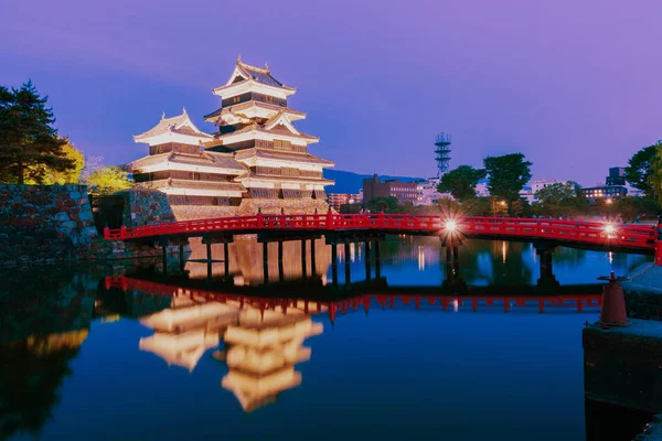 Castillo Matsumoto Matsumoto Hito Histórico Por Noche Con Hermoso Reflejo — Foto de Stock