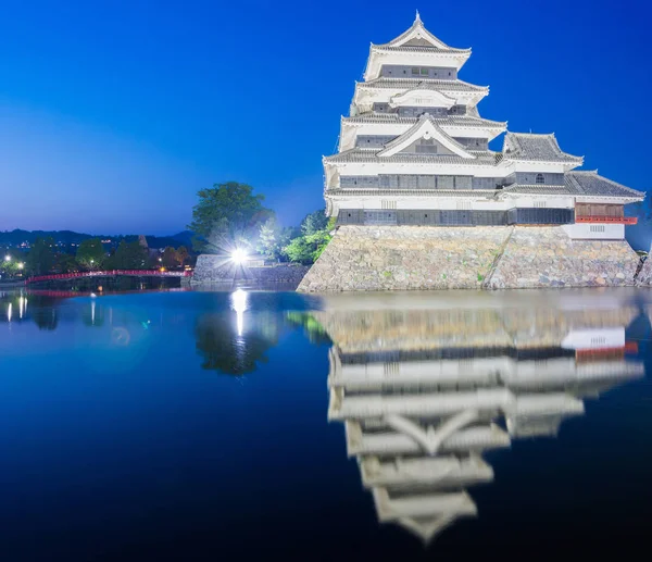 Castillo Matsumoto Matsumoto Hito Histórico Por Noche Con Hermoso Reflejo — Foto de Stock