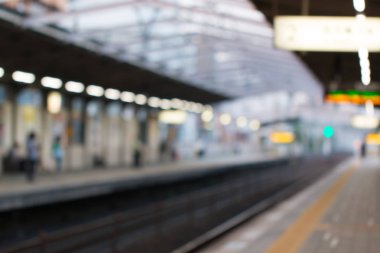 Tren istasyonunun bulanık soyut arka planı, konsept taşıma arka planı.