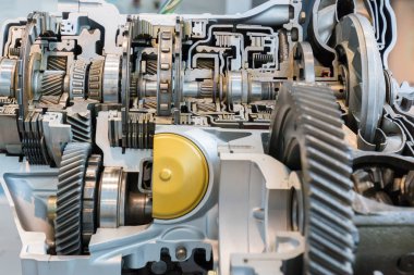 Araba motor bölümü ayrıntı kadar kapatın. Konsept araba iş endüstrisi hakkında. Motoru fabrika ve otomobil şirketi.