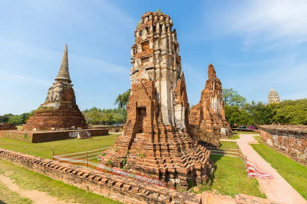 Ayutthaya Historical Park, Ayutthaya eski şehir harabeleri, Wat Mahathat kapsar. Phra Nakhon Si Ayutthaya Province, Tayland