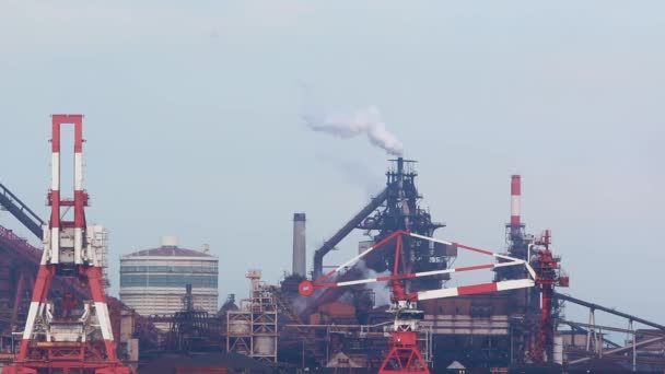 Poluição Grande Indústria Fabril Porto Japão — Vídeo de Stock
