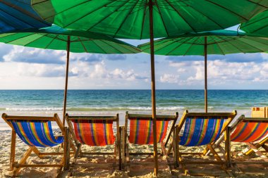 Sakin plaj yaz sahnesi. Egzotik tropikal plaj manzara.