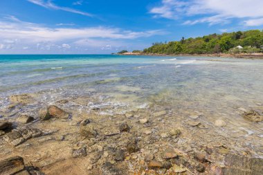 Manzara görünümlü yaz arkaplanı.