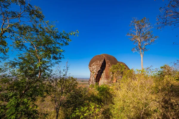 Elefante Forma Pedra Montanha Phu Sing Local Atração Turística Recentemente — Fotografia de Stock