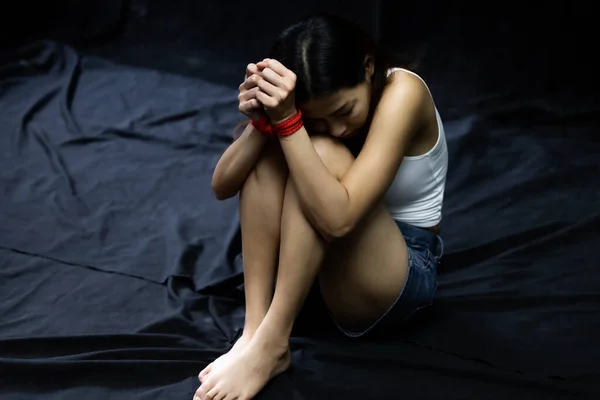 Parem Com Violência Contra Mulheres Mulheres Vítimas Amarradas Com Corda — Fotografia de Stock