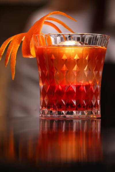 alocohol cocktail negroni on black surface