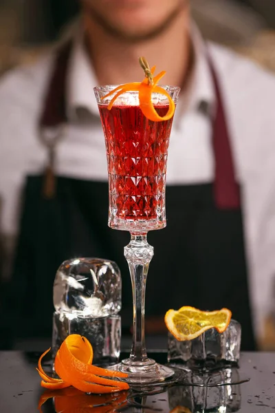 Cocktail Kir Royal Con Fetta Arancia Cubetti Ghiaccio — Foto Stock