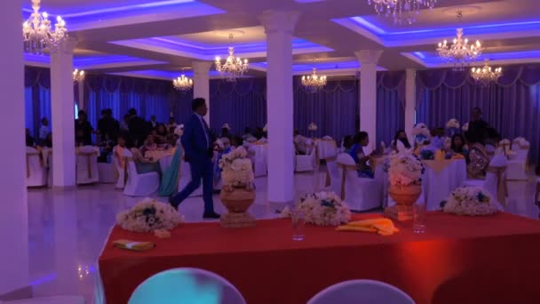 Wadduwa Sri Lanka May 2018 Wedding Banquet Hall People Sit — Stock Video