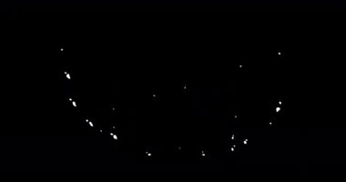 Sıvı Geçiş Damlası 3 Adım Akan El Sıvı Dönüşüm Grafikleri. Alfa kanalıyla 4k çözünürlüklü el çekimi dinamiği. Kullanımı kolay, projenize .mov dosyalarını bırakın.