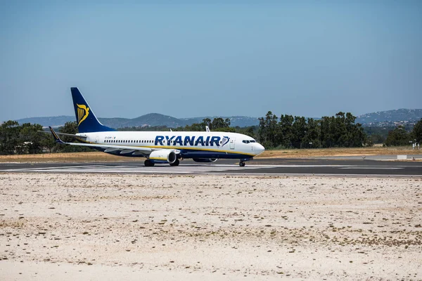 Faro Portugalia Lipca 2018 Samolot Pasażerski Ryanair Startuje Lotniska Faro — Zdjęcie stockowe